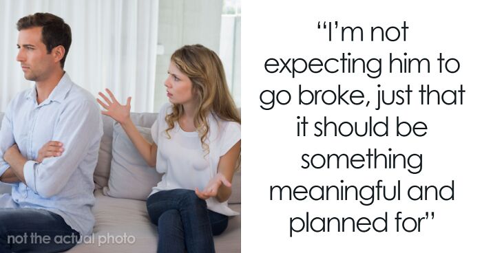 Man Tells Girlfriend She Must “Earn” An Engagement Ring After 4.5 Years Together, Drama Ensues