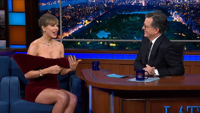 "Morphing Into Kanye": Taylor Swift Accused Of "Success Narcissism" By Angry Fans "Morphing Into Kanye": Taylor Swift Accused Of "Success Narcissism" By Angry Fans