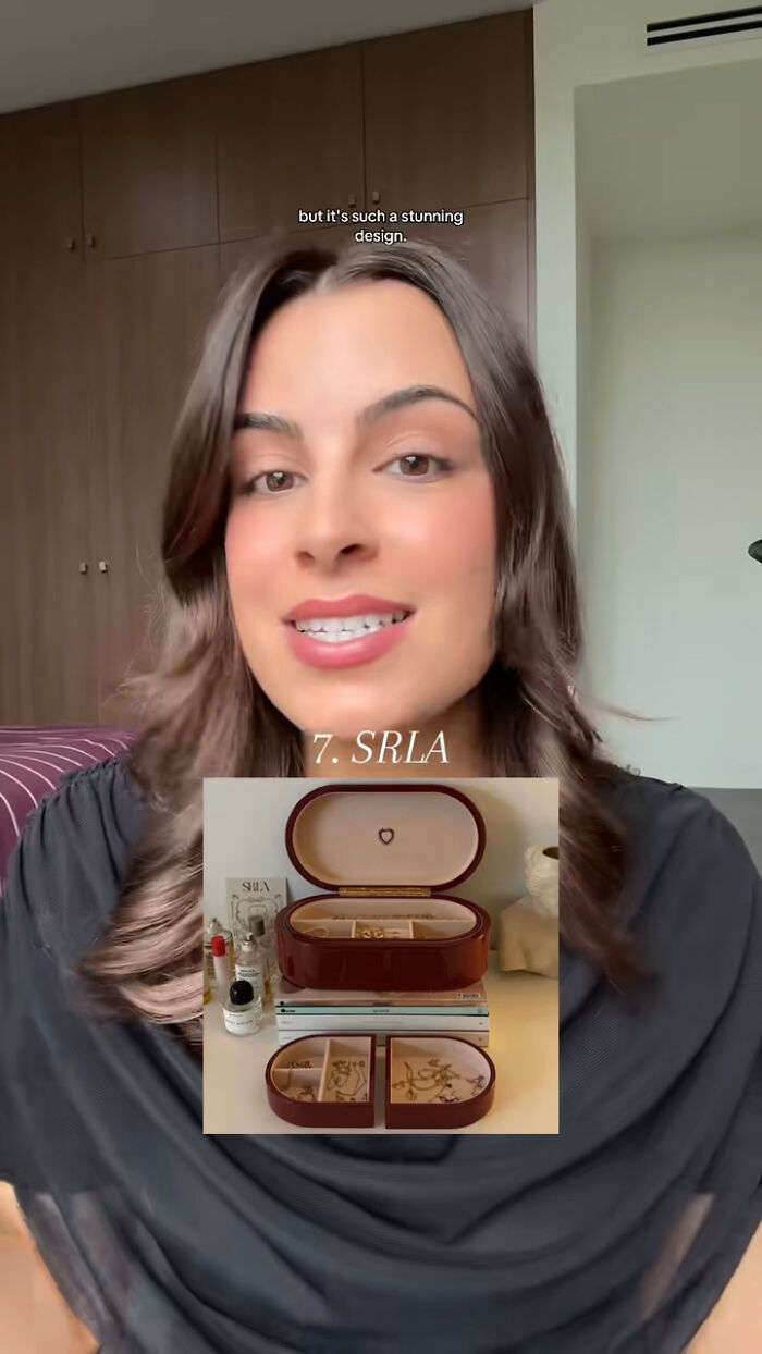 Woman sharing a Christmas gift recommendation featuring an elegant jewelry box as a prized possession.