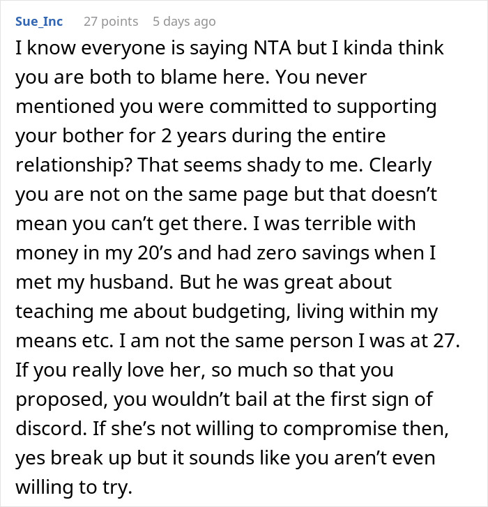 Comment discussing relationship issues caused by debt and clashing values after fianc&eacute;e demands $35k wedding payment.