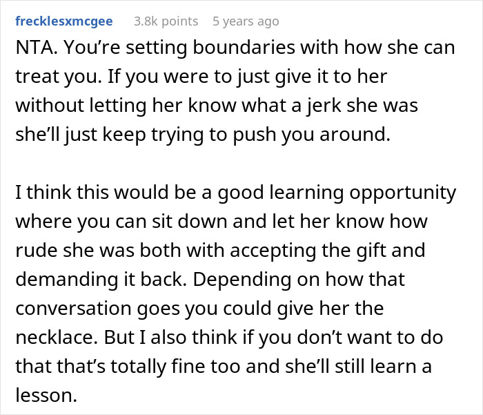 Commenter advising setting boundaries with rude dad's girlfriend over gift acceptance and handling disrespectful behavior firmly.