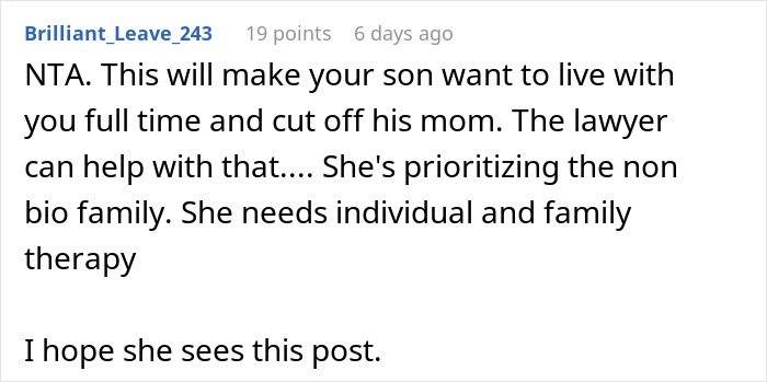 Comment discussing a dad trying to protect his son’s gift from his ex’s new family, highlighting family drama and therapy needs.