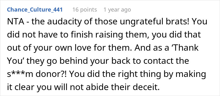 Text comment criticizing siblings for an ungrateful surprise, highlighting a guy kicking siblings out after their plan is shared.