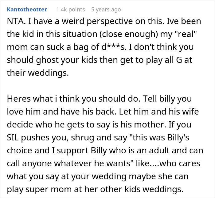Text post showing a discussion about a woman letting her nephew call her mom, causing his bio mom to demand it stops. Text post showing a discussion about a woman letting her nephew call her mom, causing his bio mom to demand it stops.