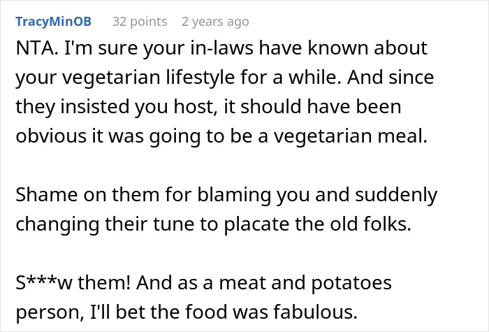 Commenter responding to family reacting negatively to vegetarian host not preparing ham for Christmas dinner. Commenter responding to family reacting negatively to vegetarian host not preparing ham for Christmas dinner.