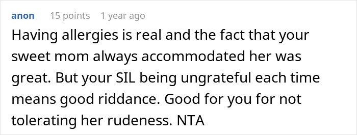 Screenshot of a Reddit comment discussing family allergies and conflicts over accommodating allergy needs. Screenshot of a Reddit comment discussing family allergies and conflicts over accommodating allergy needs.