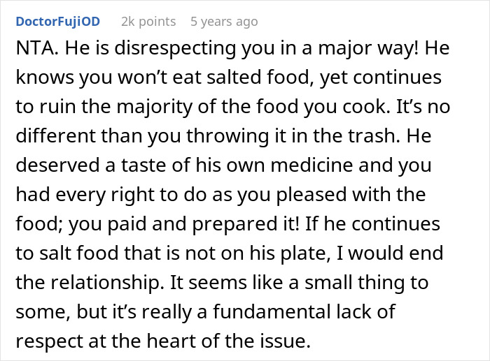 Screenshot of a Reddit comment discussing disrespect and relationship issues over boyfriend salting the entire pot of chili. Screenshot of a Reddit comment discussing disrespect and relationship issues over boyfriend salting the entire pot of chili.