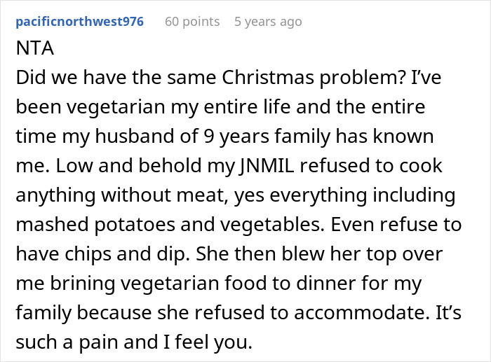 Comment discussing no vegan options Christmas Eve dinner, highlighting refusal to accommodate vegetarian food requests. Comment discussing no vegan options Christmas Eve dinner, highlighting refusal to accommodate vegetarian food requests.