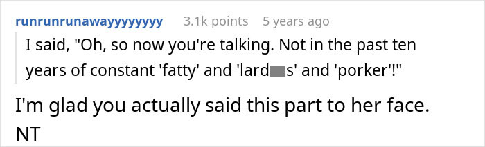 Screenshot of an online post where a user vents about his girlfriend wanting him to close her closet door. Screenshot of an online post where a user vents about his girlfriend wanting him to close her closet door.