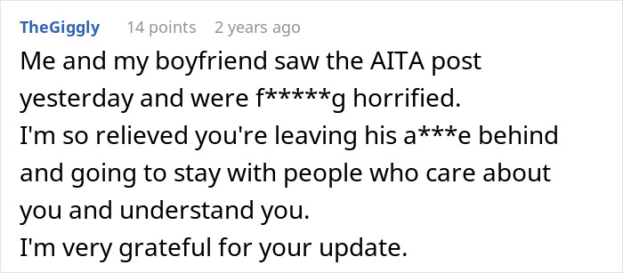 Online rant about girlfriend wanting closet door closed leads to public clap back and breakup. Online rant about girlfriend wanting closet door closed leads to public clap back and breakup.