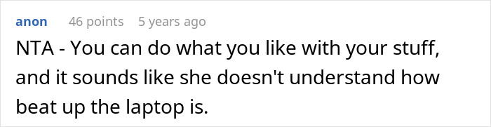 Screenshot of an online comment discussing a guy giving his old laptop to his cat instead of his sister, sparking internet debate.