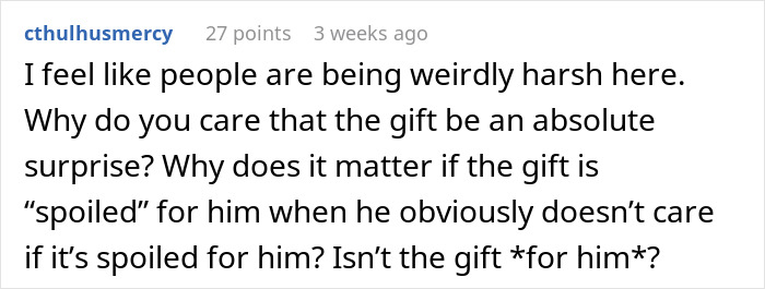 Comment discussing a guy urgently wanting a PS5 for Christmas, reacting to gift surprises and expectations.