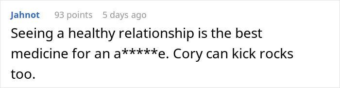 Comment on a forum discussing a man losing his girlfriend over a crush on a girl at work who is just being nice to him.