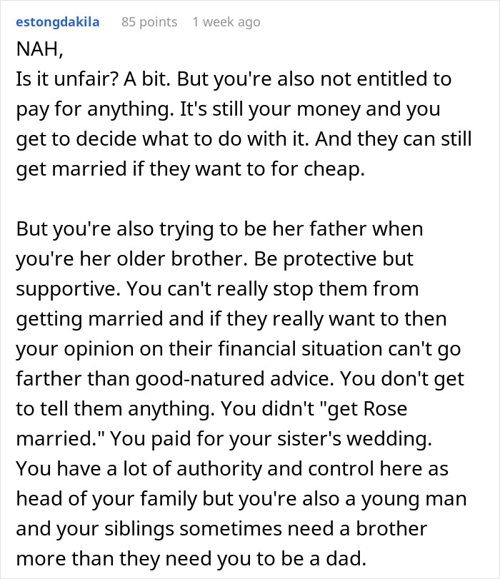 Commenter explaining financial instability and family dynamics in relation to rushed marriage decisions and advice.