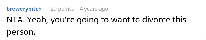 Screenshot of a Reddit comment discussing a man who records wife’s private therapy sessions out of concern, wife furious about it. Screenshot of a Reddit comment discussing a man who records wife’s private therapy sessions out of concern, wife furious about it.