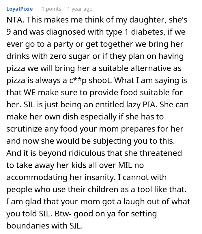Commenter discusses family expectations around allergies and criticizes entitlement in handling food accommodations. Commenter discusses family expectations around allergies and criticizes entitlement in handling food accommodations.