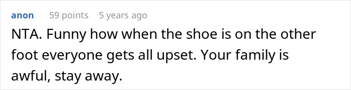 Screenshot of an online comment venting about a girlfriend wanting her closet door closed, leading to a public clap back. Screenshot of an online comment venting about a girlfriend wanting her closet door closed, leading to a public clap back.