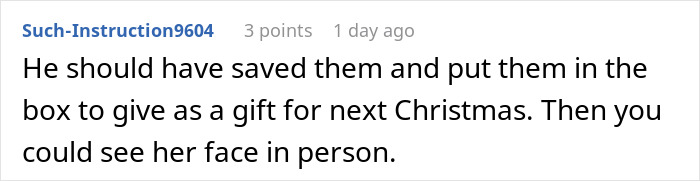 Comment about rich aunt trying to sneak a cheap gift back and dad&rsquo;s petty Christmas revenge in a Reddit thread.