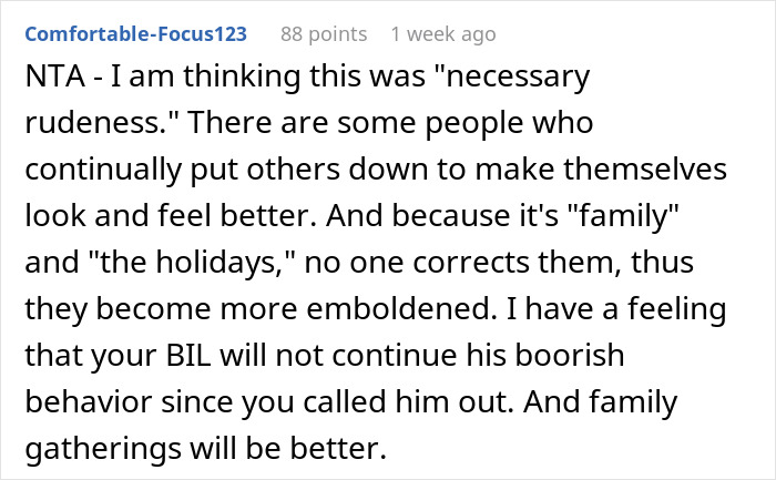 Screenshot of a Reddit comment discussing a woman clapping back at her brother-in-law tearing down her brother during Thanksgiving dinner.