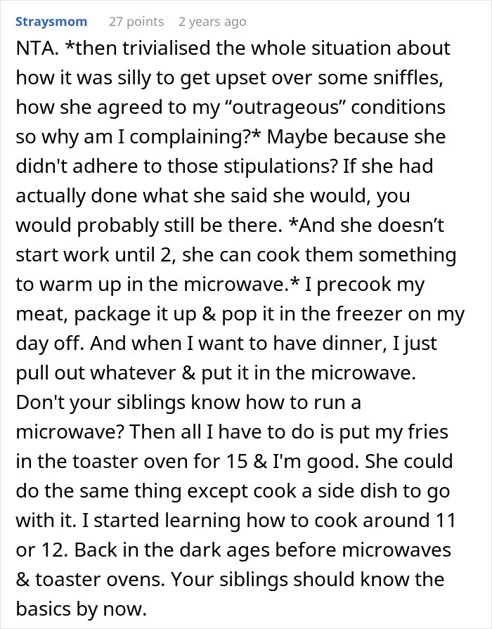 Screenshot of a user commenting on family conflicts involving childcare and moving out at age 23 on an online forum. Screenshot of a user commenting on family conflicts involving childcare and moving out at age 23 on an online forum.
