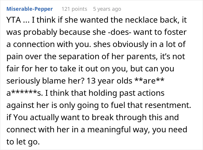 Online advice post about a 13-year-old struggling to accept dad’s girlfriend and her rude behavior. Online advice post about a 13-year-old struggling to accept dad’s girlfriend and her rude behavior.
