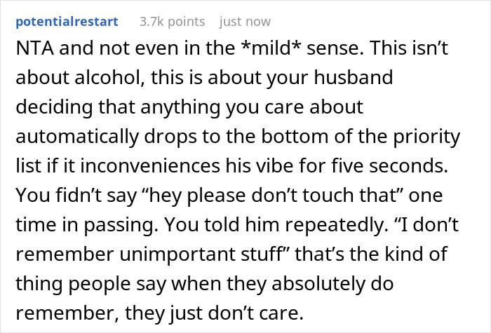 Reddit comment criticizing husband for drinking souvenir wines brought from abroad, leaving wife absolutely livid. Reddit comment criticizing husband for drinking souvenir wines brought from abroad, leaving wife absolutely livid.