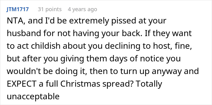 Woman reheats pizza leftovers for MIL arriving unannounced at Christmas, facing harsh criticism in family dispute. Woman reheats pizza leftovers for MIL arriving unannounced at Christmas, facing harsh criticism in family dispute.