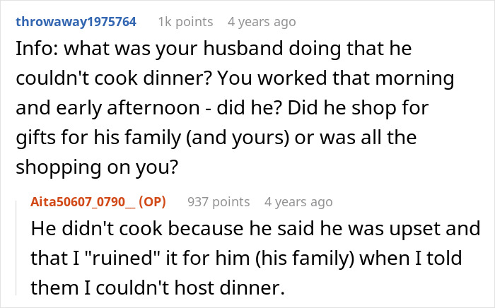 Screenshot of a Reddit conversation about reheating pizza leftovers for MIL when she arrives unannounced at Christmas. Screenshot of a Reddit conversation about reheating pizza leftovers for MIL when she arrives unannounced at Christmas.
