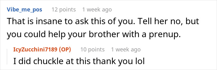 Comment thread showing a user saying it&rsquo;s insane to ask the groom&rsquo;s sister to be the wedding photographer for free.