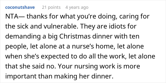 Reddit comment discussing a woman reheating pizza leftovers for MIL when she shows up unannounced for Christmas.