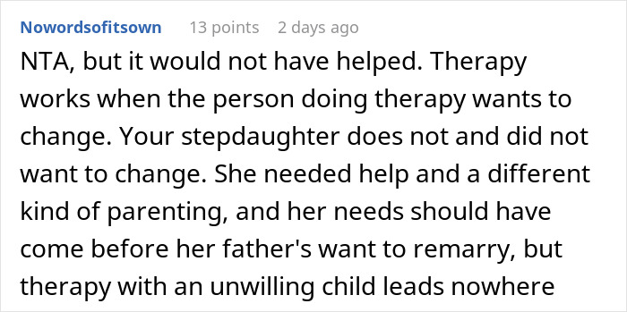Alt text: Reddit user discussing stepdaughter's behavior and challenges with therapy in a family conflict involving in-laws and marriage issues. Alt text: Reddit user discussing stepdaughter's behavior and challenges with therapy in a family conflict involving in-laws and marriage issues.