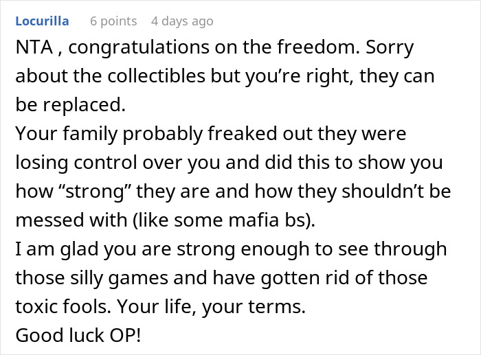 Screenshot of a comment praising a man for cutting off toxic parents after their revenge due to his small wedding plans.