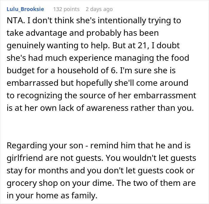 Screenshot of a Reddit comment discussing a mom accused of embarrassing son’s girlfriend who offered to cook meals. Screenshot of a Reddit comment discussing a mom accused of embarrassing son’s girlfriend who offered to cook meals.
