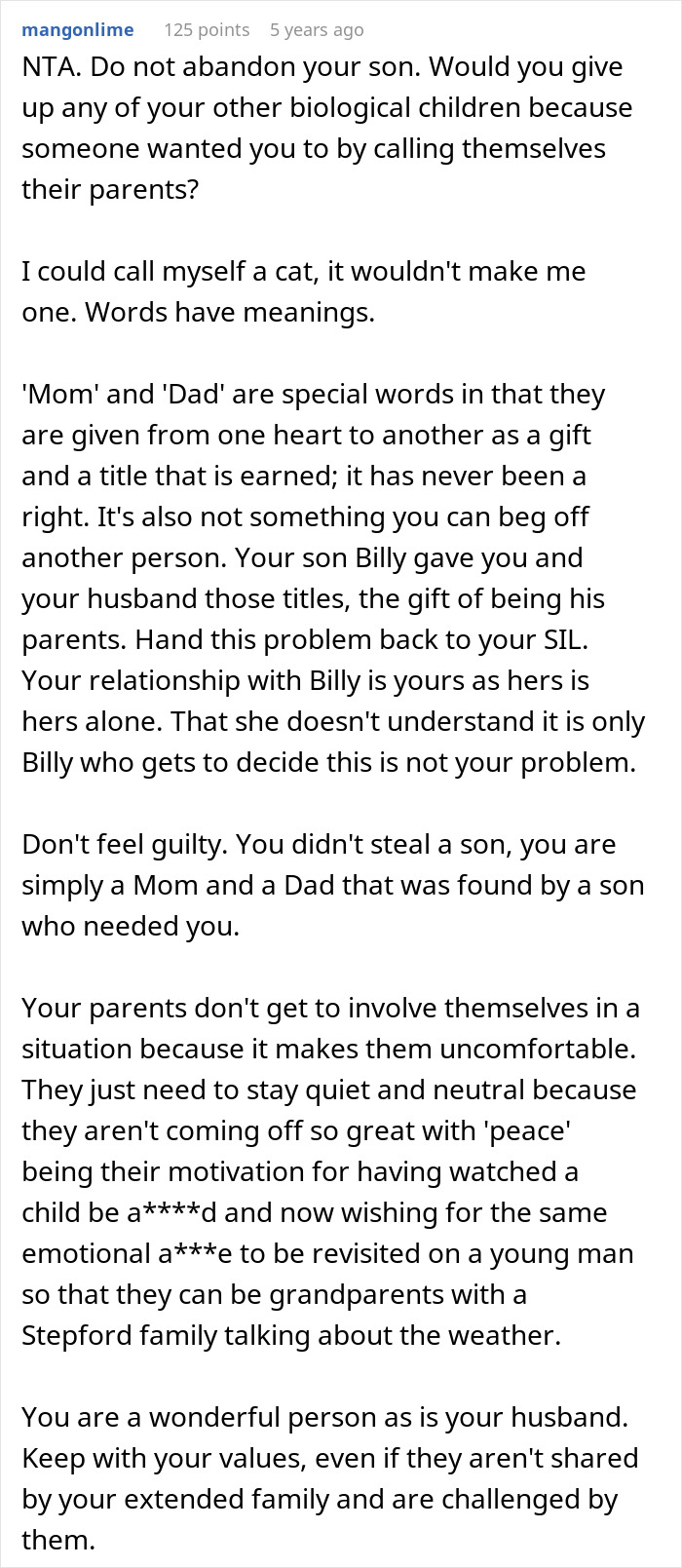 Screenshot of a forum comment discussing a woman letting her nephew call her mom and the resulting conflict with his biological mother.