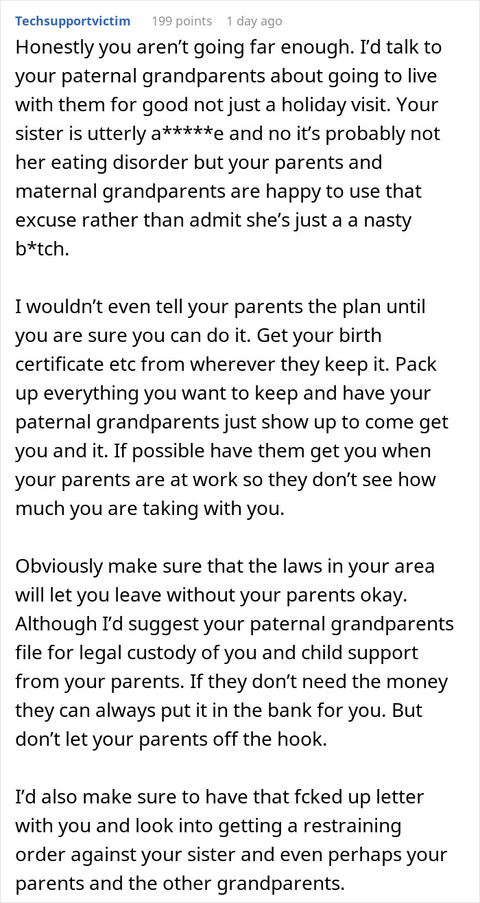 Online advice discussing a woman threatening her sister’s life and parents wanting them to reunite for Christmas. Online advice discussing a woman threatening her sister’s life and parents wanting them to reunite for Christmas.