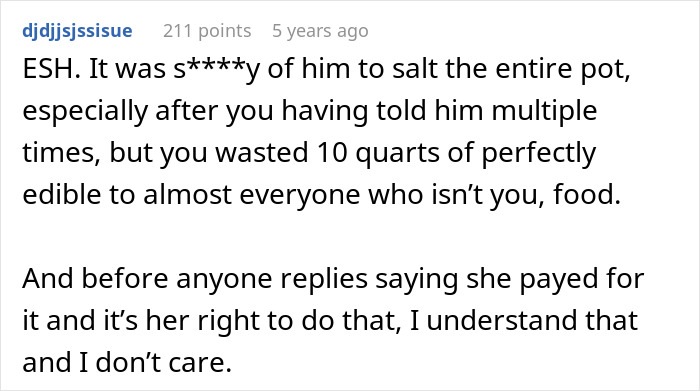 Comment discussing boyfriend salting entire pot of chili, woman rethinking relationship over food conflict. Comment discussing boyfriend salting entire pot of chili, woman rethinking relationship over food conflict.