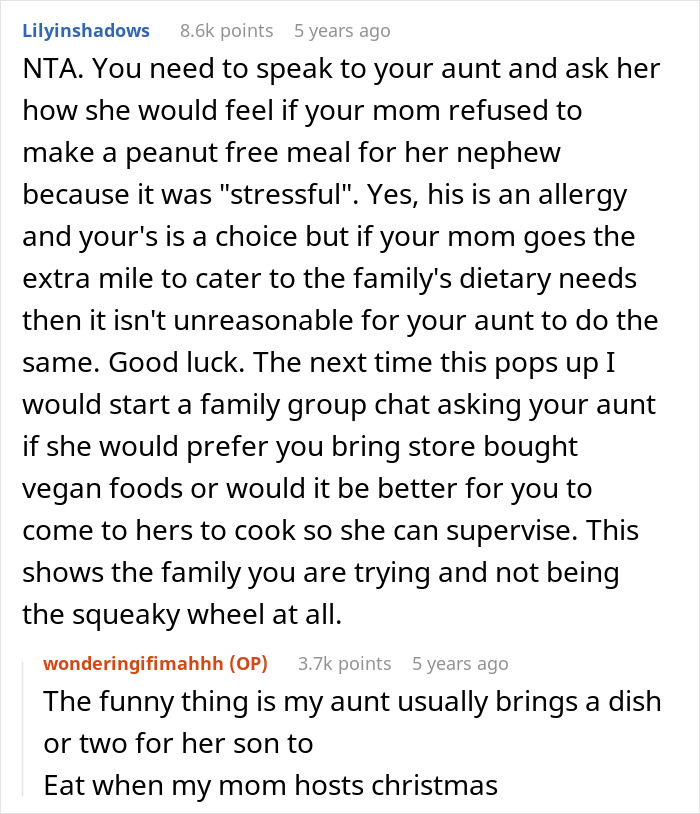 Reddit thread discussing no vegan options at Christmas Eve dinner and navigating family dietary preferences and conflicts. Reddit thread discussing no vegan options at Christmas Eve dinner and navigating family dietary preferences and conflicts.