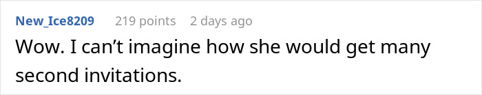 Screenshot of a comment discussing an entitled Thanksgiving guest who leaves without saying goodbye and insists on leftovers.