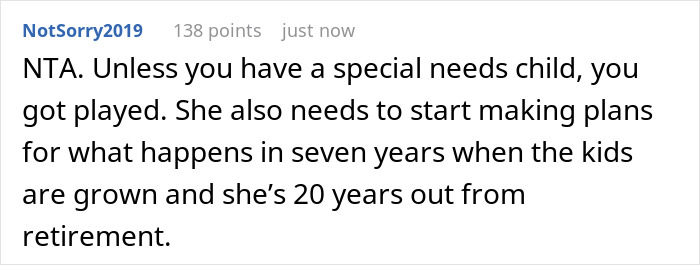 Screenshot of a Reddit comment discussing financial struggles of a stay-at-home mom despite receiving monthly fun money. Screenshot of a Reddit comment discussing financial struggles of a stay-at-home mom despite receiving monthly fun money.