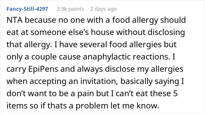Screenshot of a forum comment discussing food allergies and the importance of disclosing them when eating at others' homes.