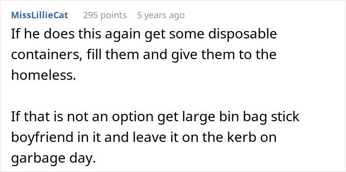 Screenshot of a Reddit comment suggesting to give leftover chili to the homeless or put the boyfriend in a bin bag on garbage day.