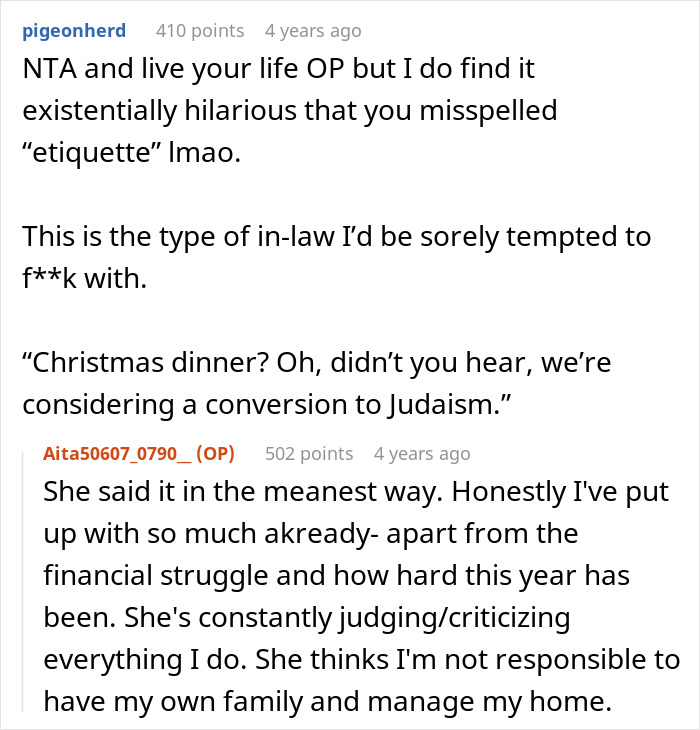 Screenshot of a Reddit thread discussing a woman reheating pizza leftovers for MIL who shows up unannounced for Xmas.
