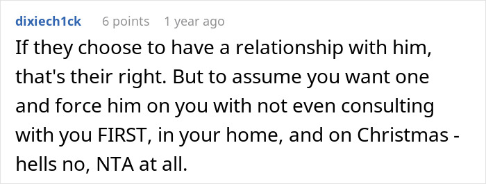 Screenshot of a Reddit comment discussing a guy kicking siblings out after they reveal a surprise plan.