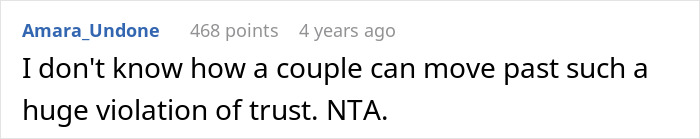 Screenshot of a Reddit comment expressing disbelief over a guy recording wife’s private therapy sessions out of concern. Screenshot of a Reddit comment expressing disbelief over a guy recording wife’s private therapy sessions out of concern.