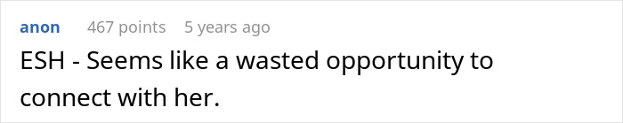 Screenshot of an online comment discussing regrets about rejecting dad&rsquo;s girlfriend&rsquo;s gift and her rude behavior.