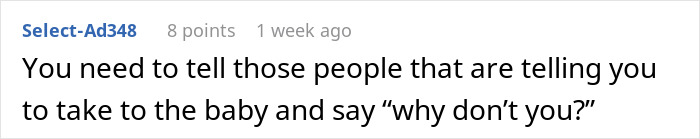 Text comment on a forum discussing a childfree woman refusing responsibility for her sister’s new baby.