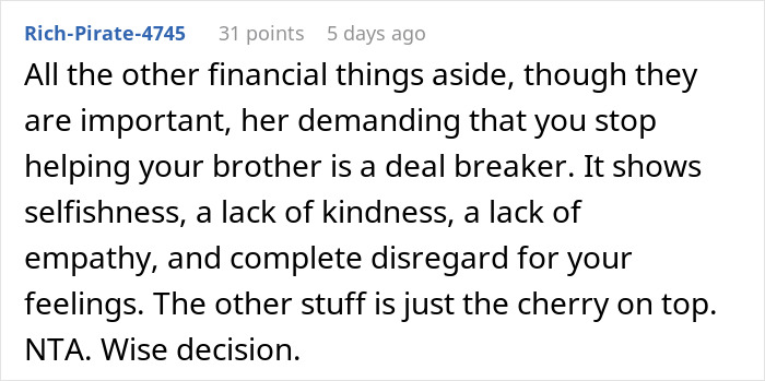 Screenshot of a Reddit comment discussing a groom ending relationship due to debt and clashing values over wedding costs.