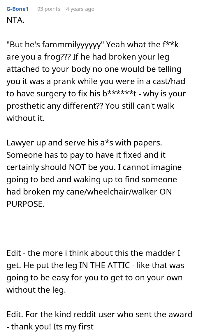 Comment discussing a man demanding cousin pay for his cruel prank and the aunt’s unexpected reaction. Comment discussing a man demanding cousin pay for his cruel prank and the aunt’s unexpected reaction.