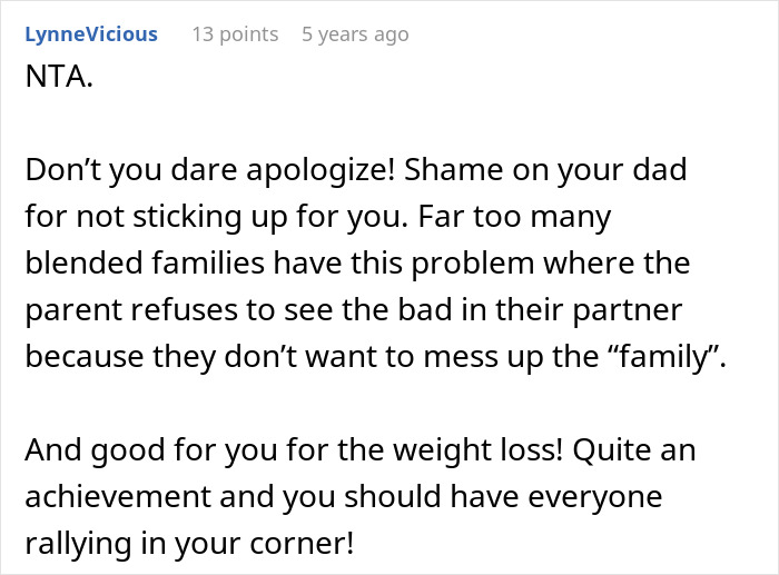 Screenshot of an online comment discussing relationship issues where a guy vents about closing his girlfriend’s closet door. Screenshot of an online comment discussing relationship issues where a guy vents about closing his girlfriend’s closet door.