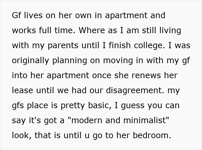 Text excerpt from an online post about a guy and girlfriend’s disagreement over closing her closet door. Text excerpt from an online post about a guy and girlfriend’s disagreement over closing her closet door.
